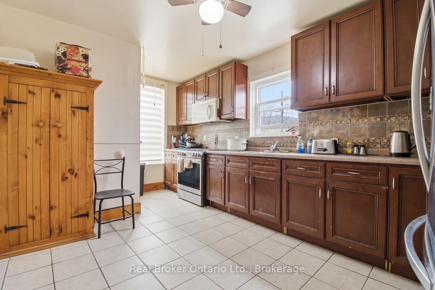 307 Wallace Avenue S • Welland, ON photo 14