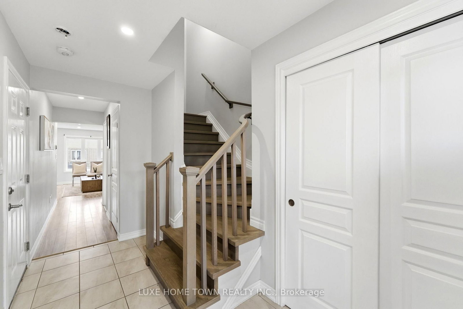 100 Monarch Street - Photo 16
