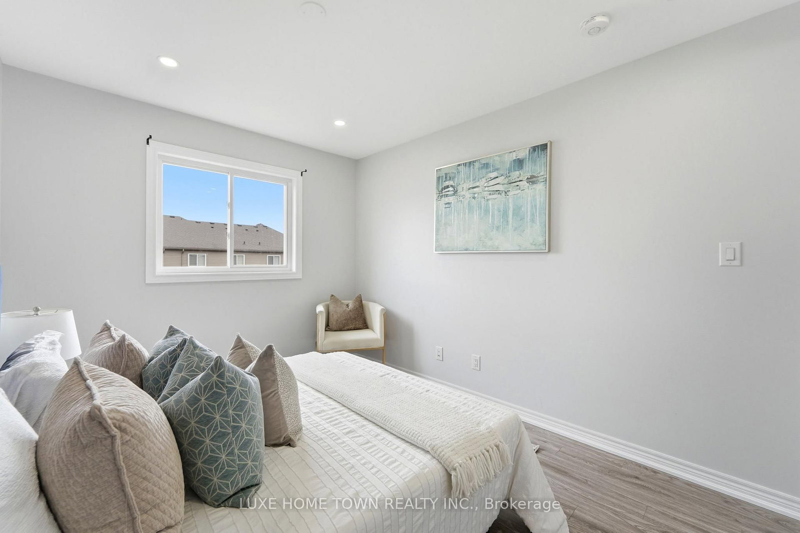 100 Monarch Street - Photo 18