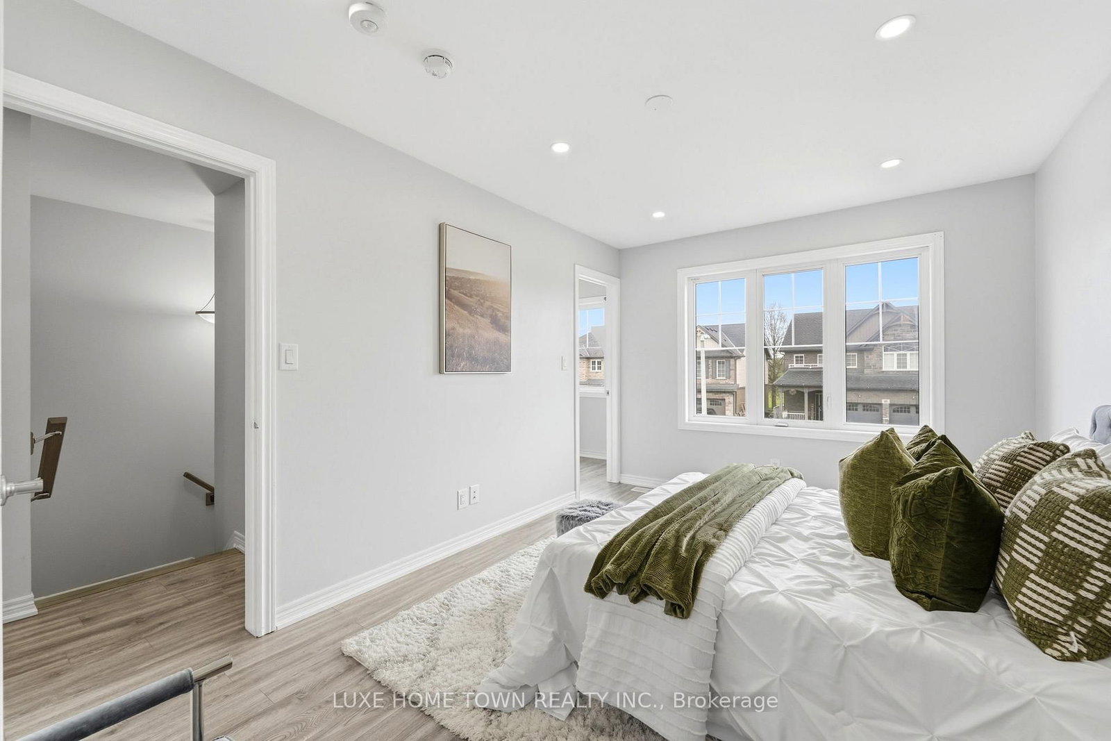 100 Monarch Street - Photo 27