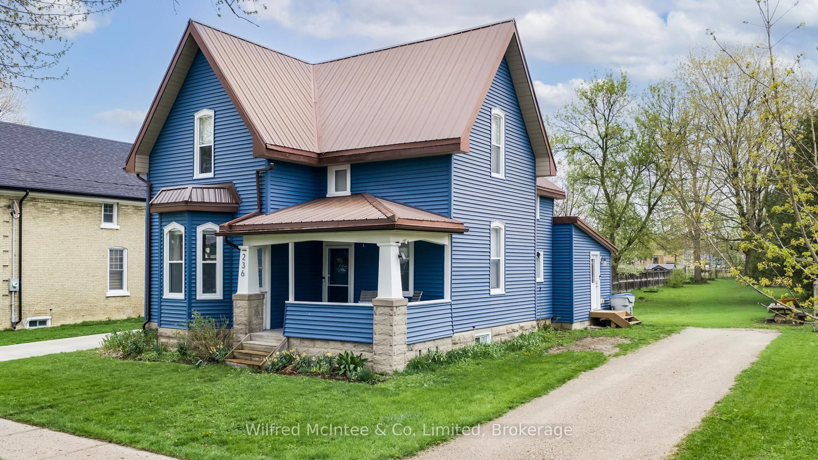 Detached House for sale at 236 Andrew Street, South Huron, Ontario, N0M 1S1 - Exeter - MLS: X13060758