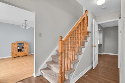 12 John Sidney Crescent • Ottawa, ON photo 5