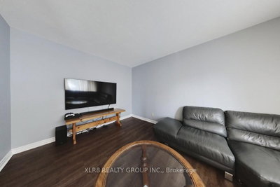 12 John Sidney Crescent • Ottawa, ON photo 6