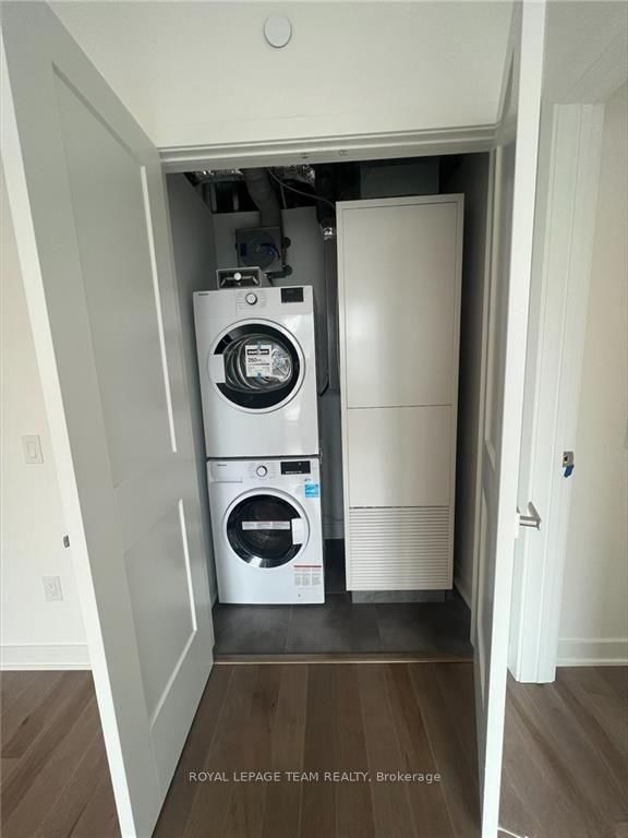 340 QUEEN Street, Unit 1107 - Photo 5