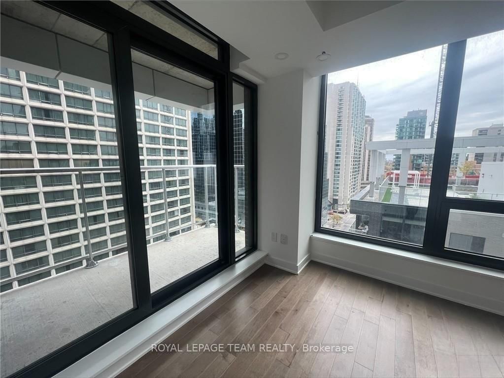 340 QUEEN Street, Unit 1107 - Photo 6