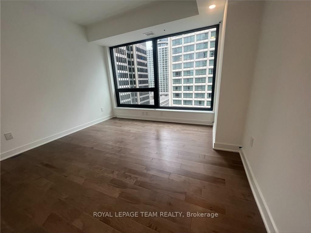 340 QUEEN Street, Unit 1107 - Photo 9