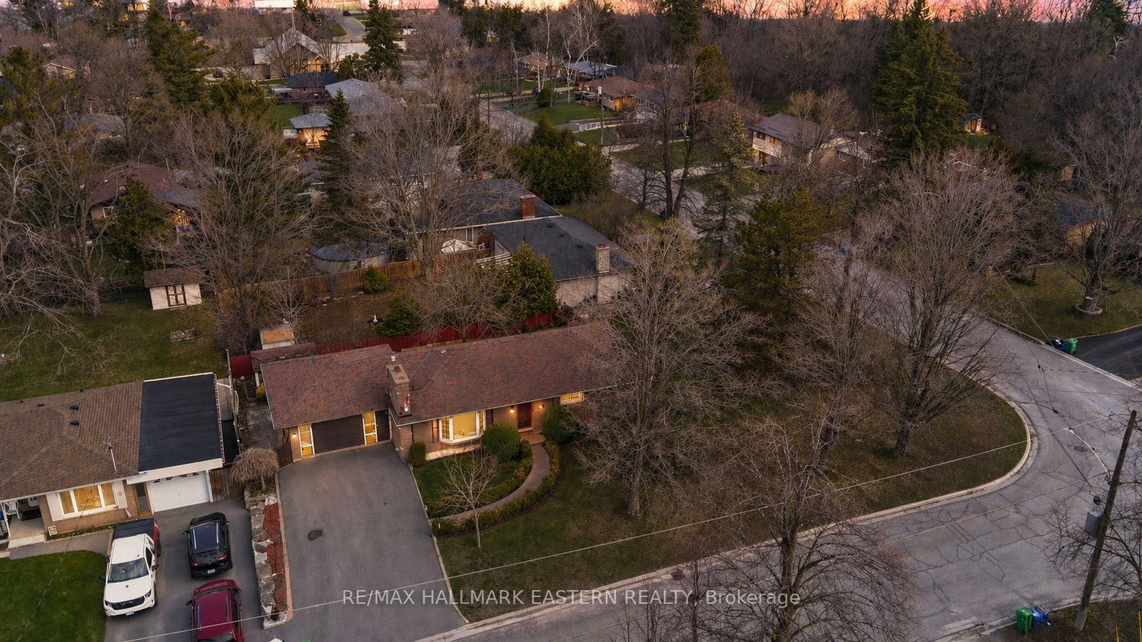 Detached House for sale at 47 Springbrook Drive, Peterborough, Ontario, K9J 1L3 - Monaghan Ward 2 - MLS: X13061428