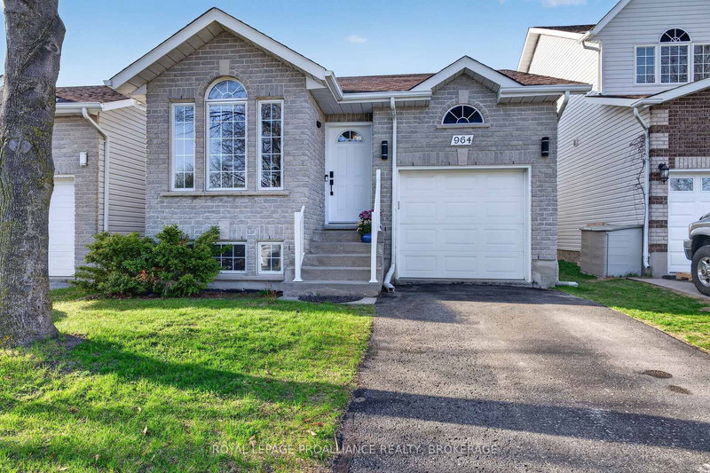 home for sale on 964 Rainbow Crescent