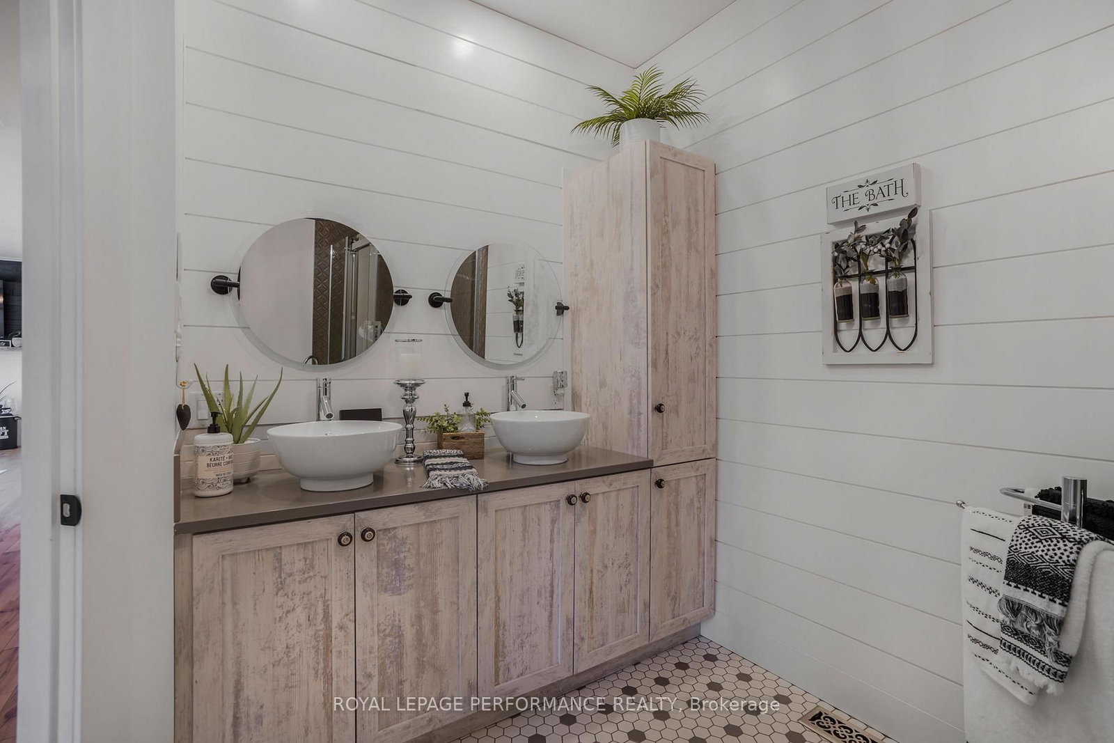 1560 SANDY HILL Road • Champlain, ON photo 19