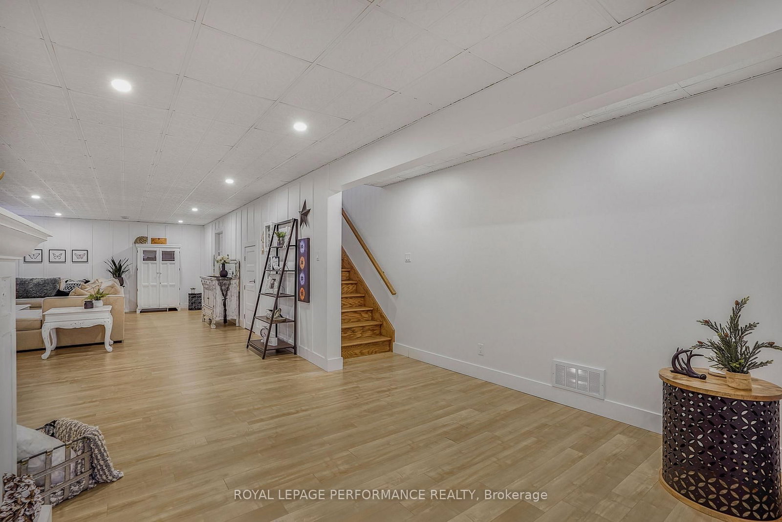 1560 SANDY HILL Road • Champlain, ON photo 22