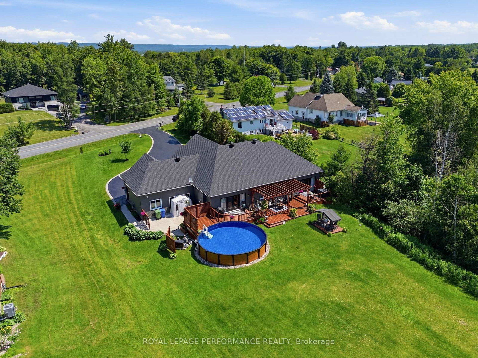 1560 SANDY HILL Road • Champlain, ON photo 39
