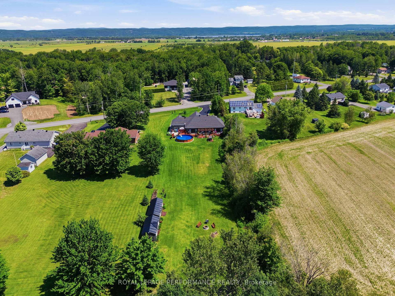 1560 SANDY HILL Road • Champlain, ON photo 44