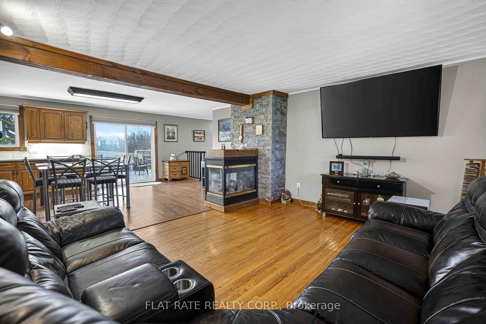 23 WILLOW Road