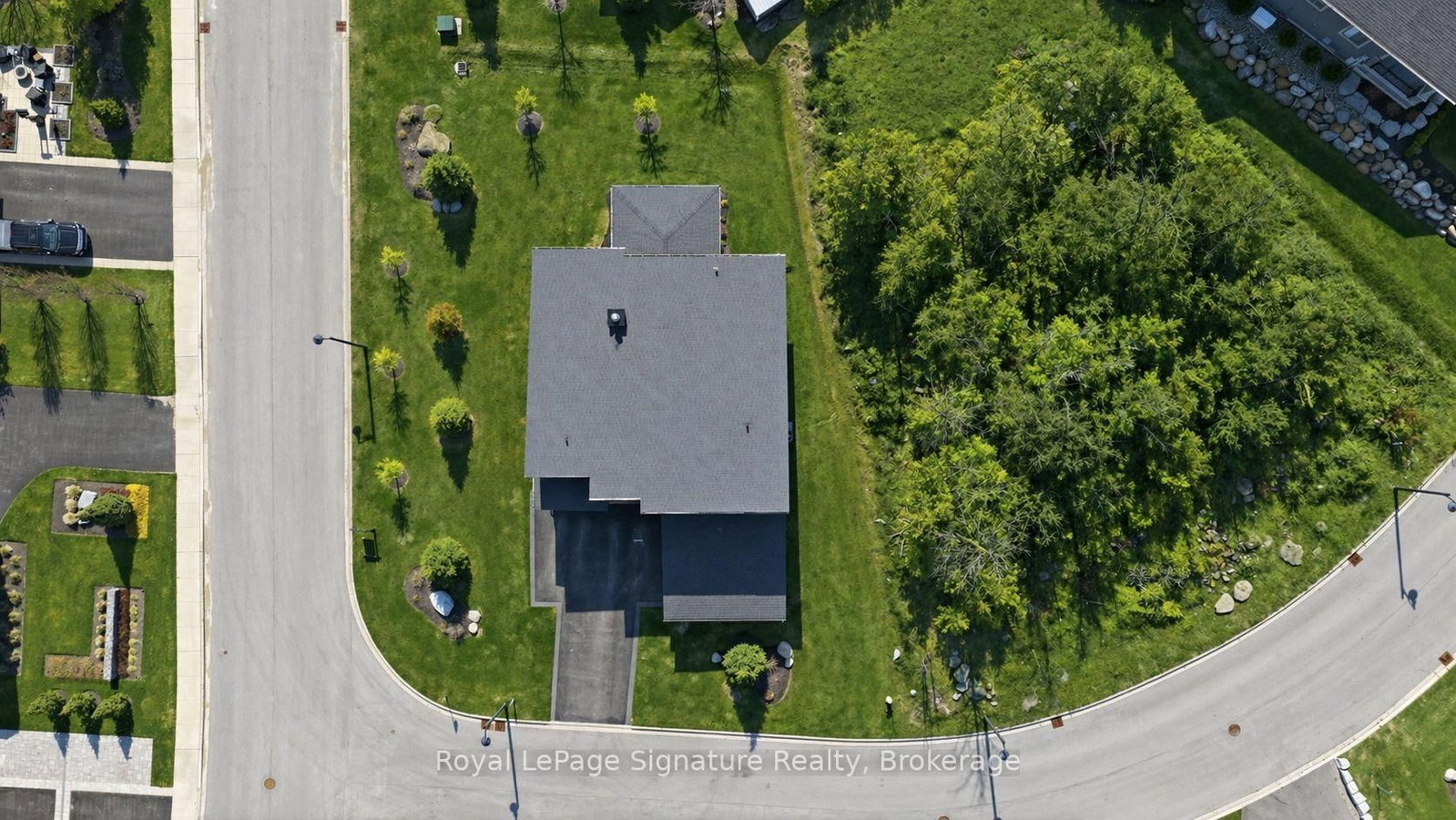 Listing Image 44