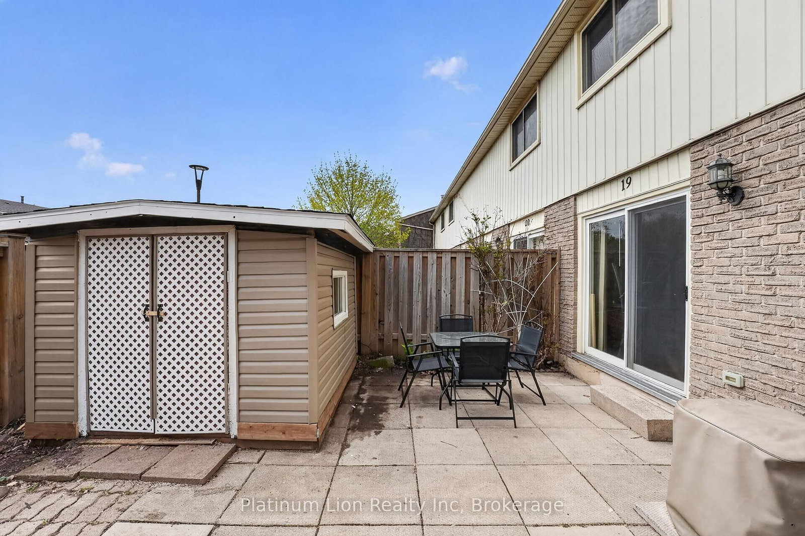 Listing Image 44