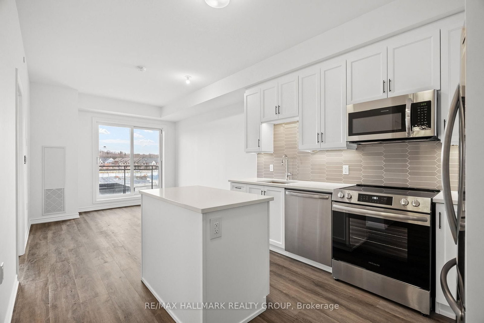 1350 Hemlock Road, Unit 218 - Photo 16