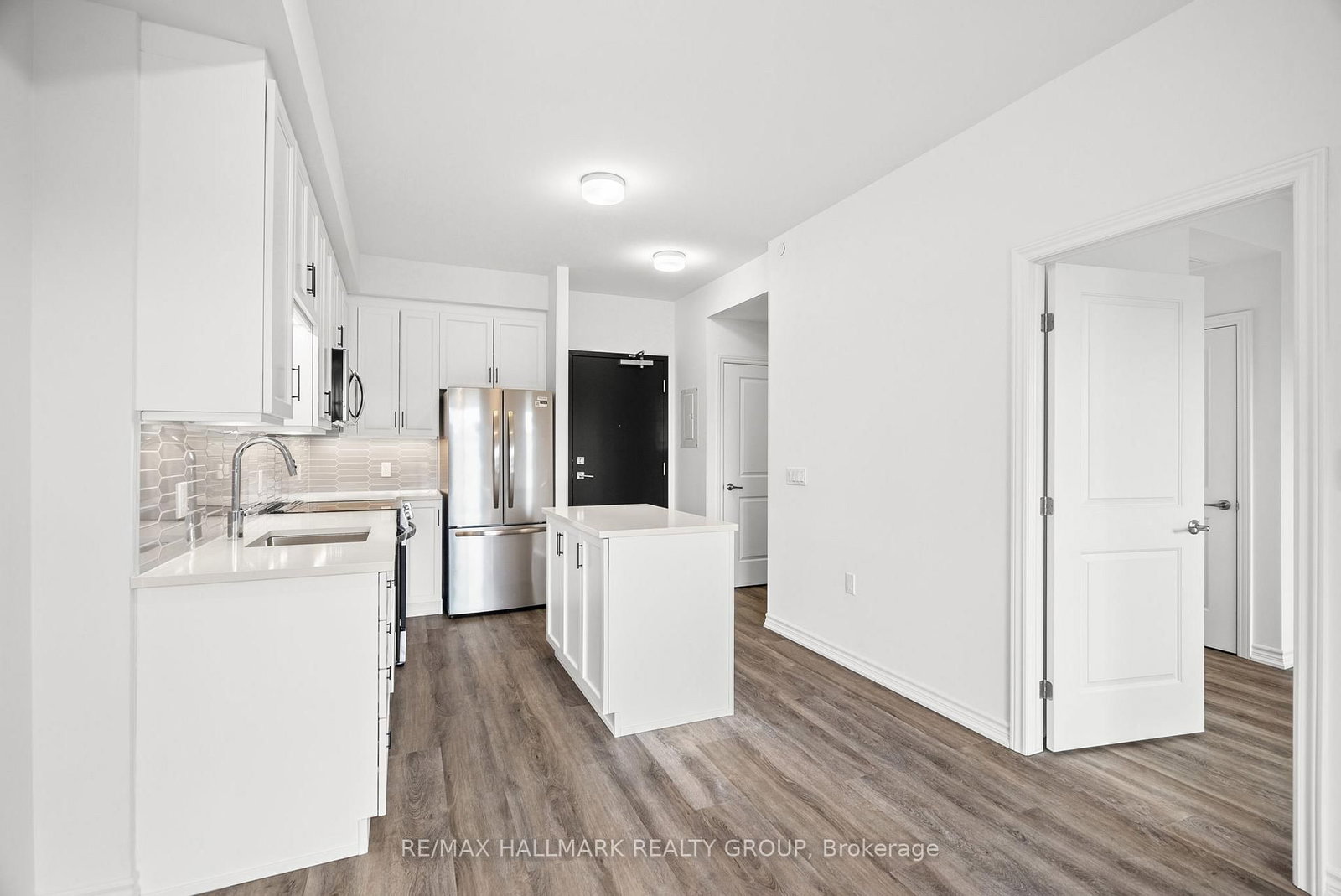 1350 Hemlock Road, Unit 218 - Photo 17