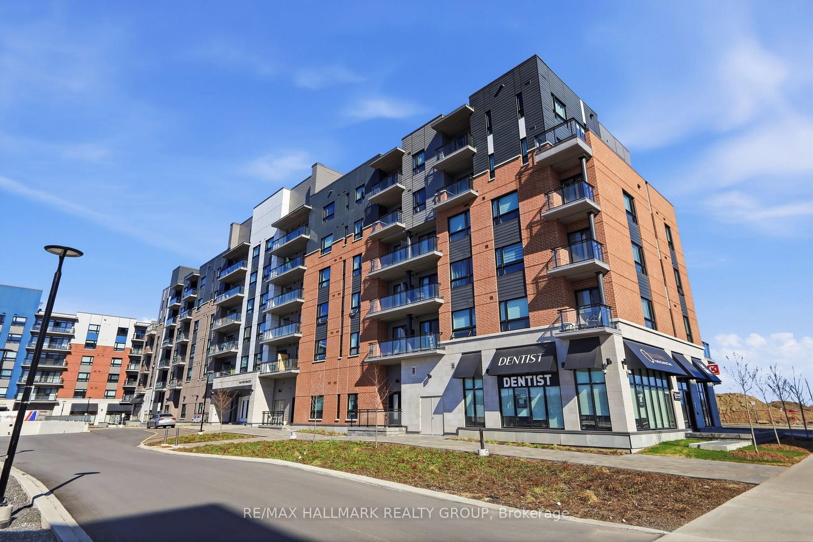 1350 Hemlock Road, Unit 218 - Photo 4