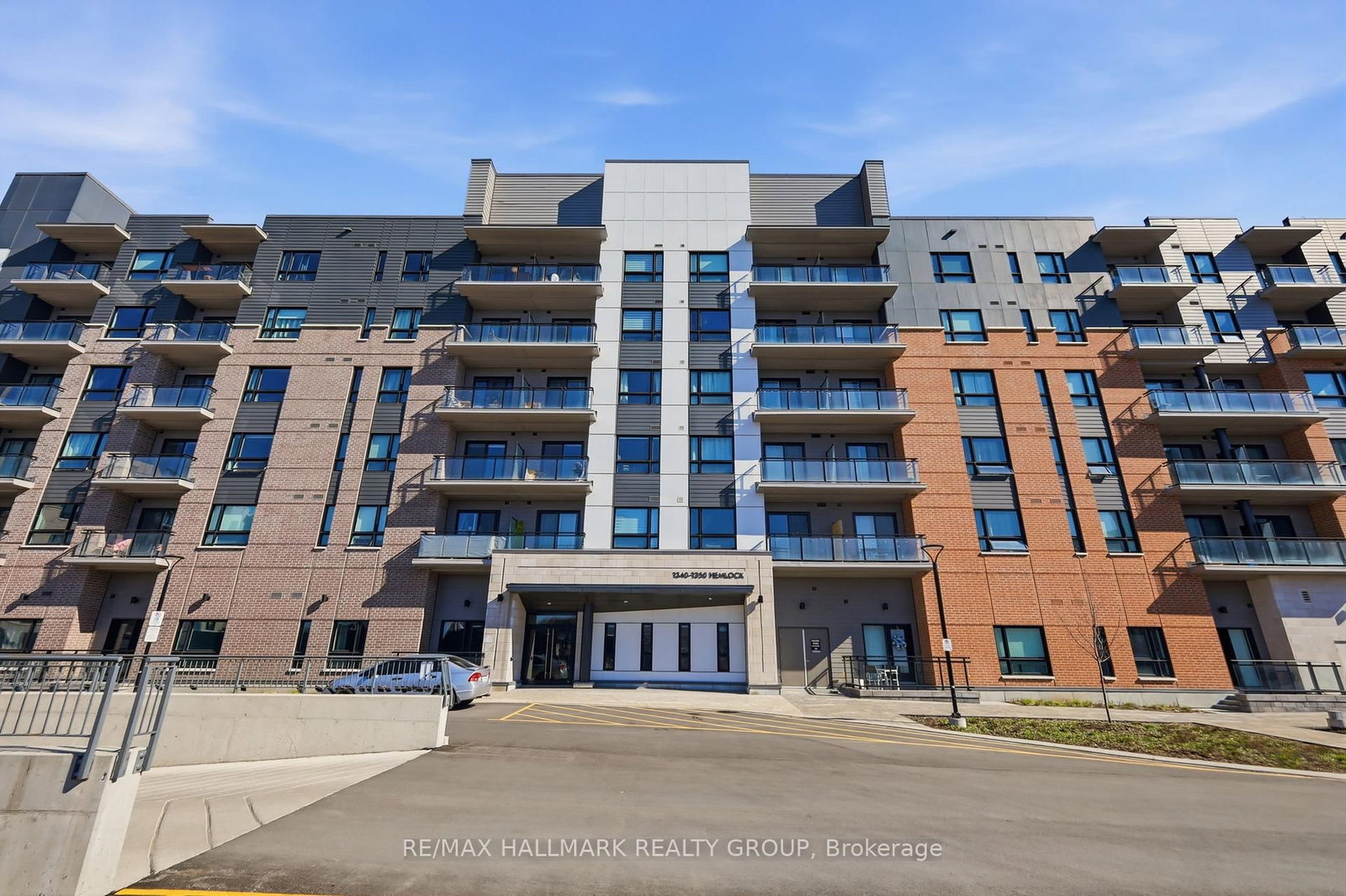 1350 Hemlock Road, Unit 218 - Photo 5
