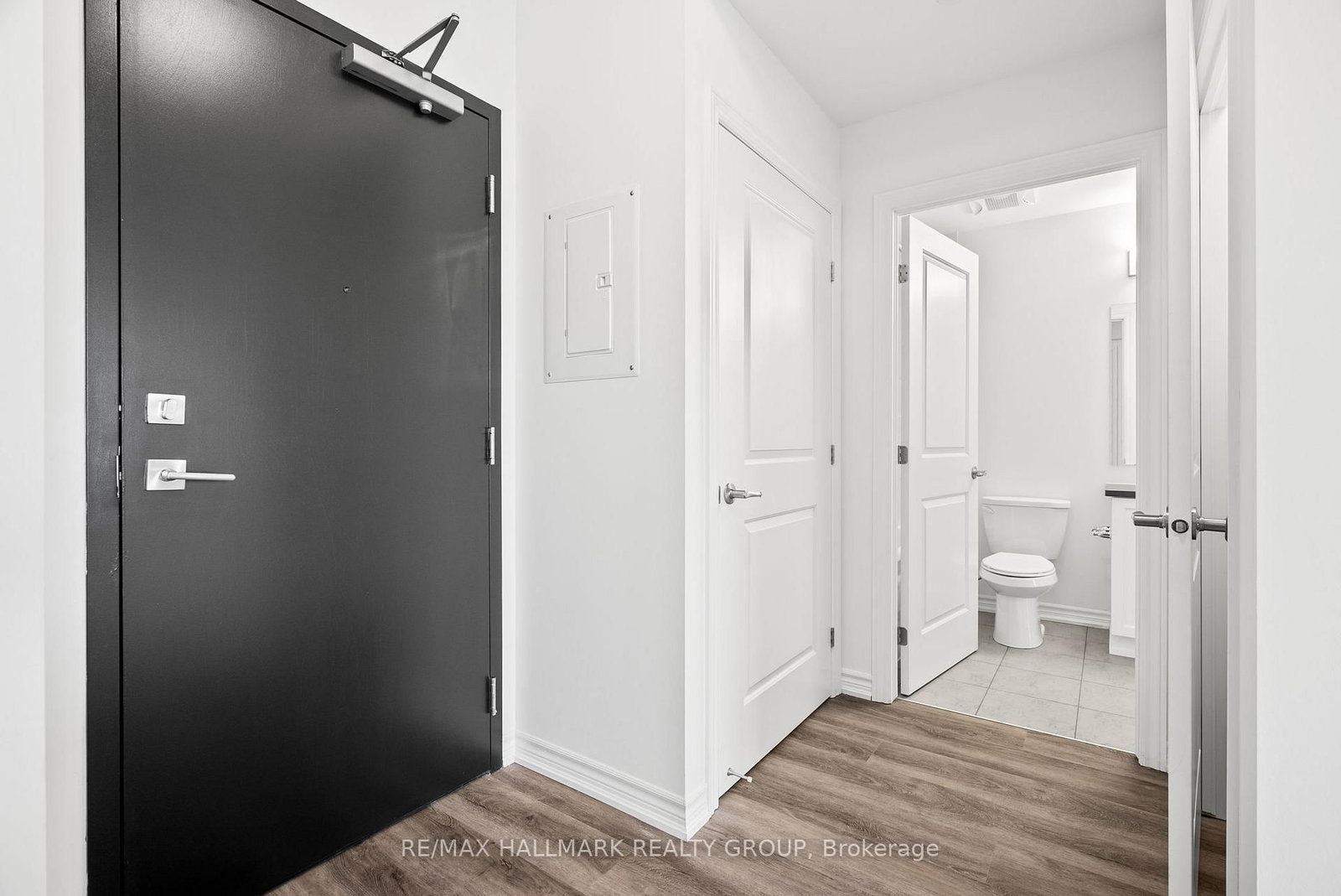 1350 Hemlock Road, Unit 218 - Photo 8