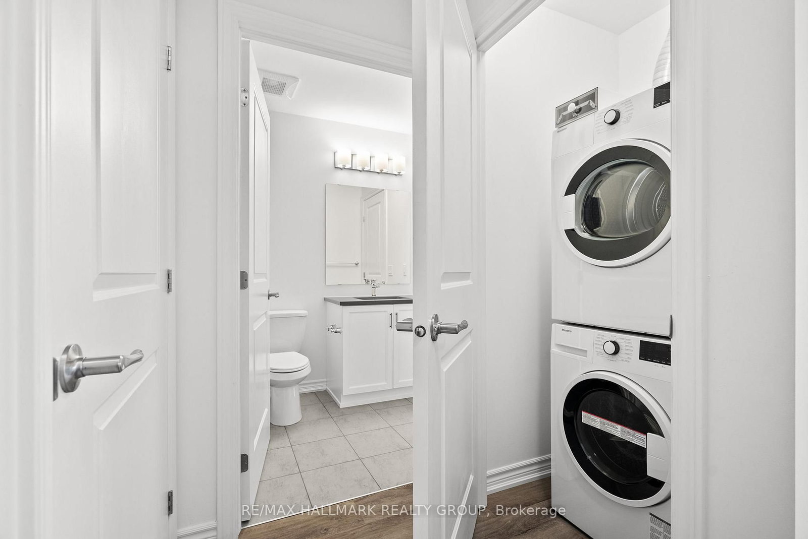 1350 Hemlock Road, Unit 218 - Photo 9