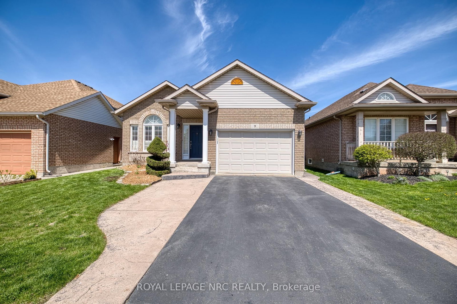 Detached House for sale at 9 Summers Drive, Thorold, Ontario, L2V 5C4 - Confederation Heights - MLS: X13062136