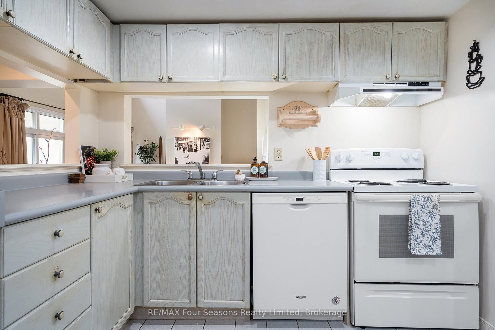 107 Wintergreen Place, Unit 113 - Photo 16