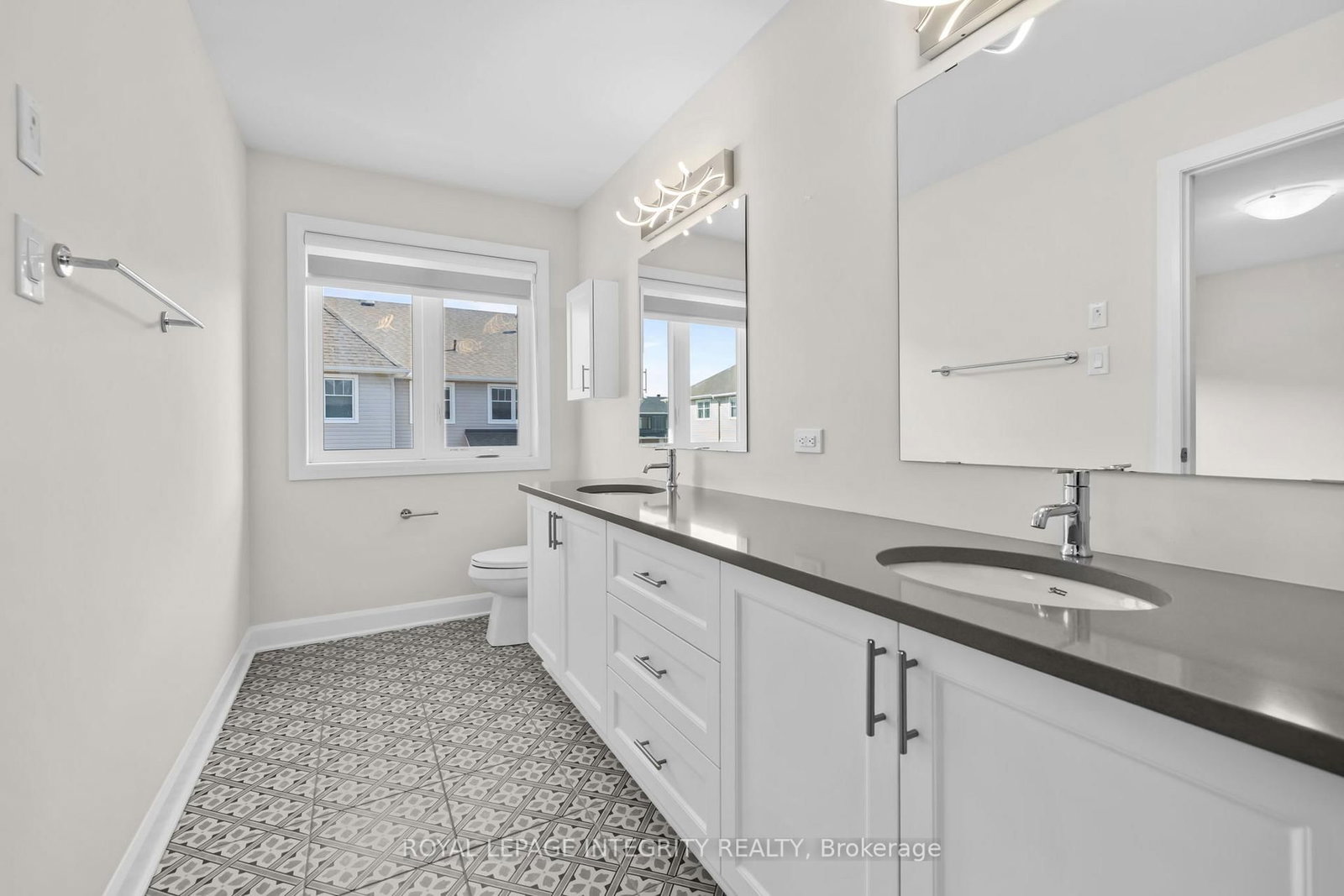 133 Angelonia Crescent - Photo 27