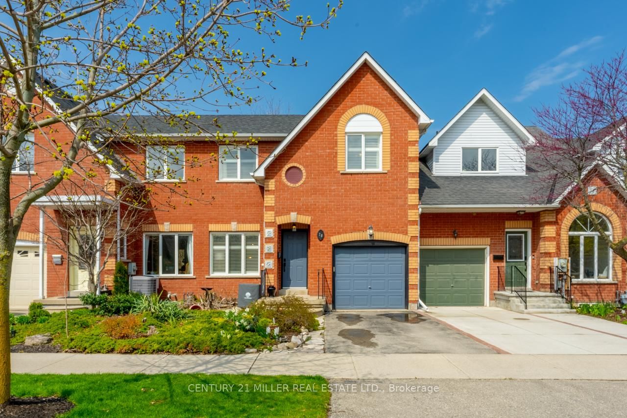 70 Morrison Crescent - Photo 2