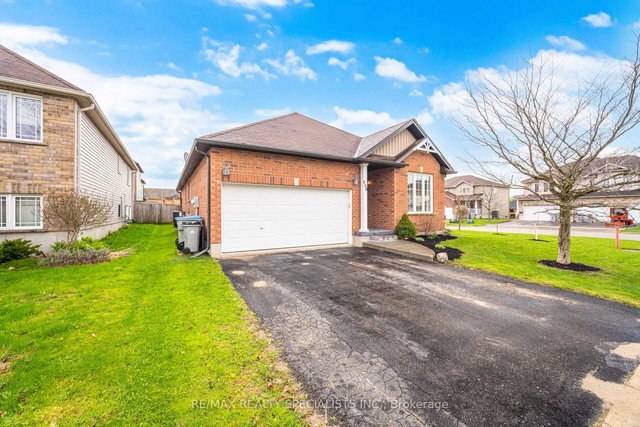 650 Reid Crescent