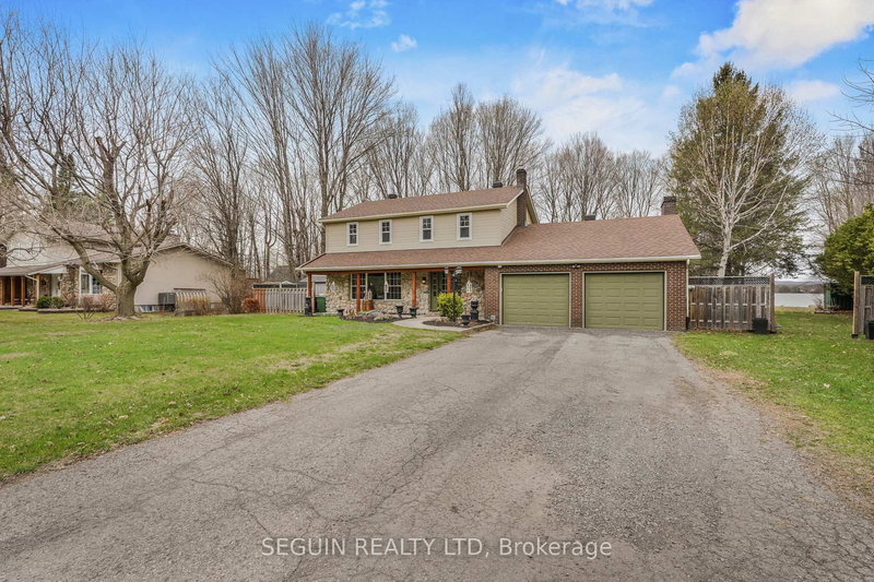home for sale on 2865 Front Road