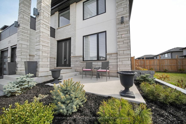 3475 Brushland Crescent