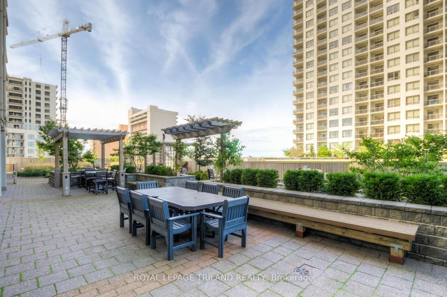 330 Ridout Street N, Unit 801 - Photo 35