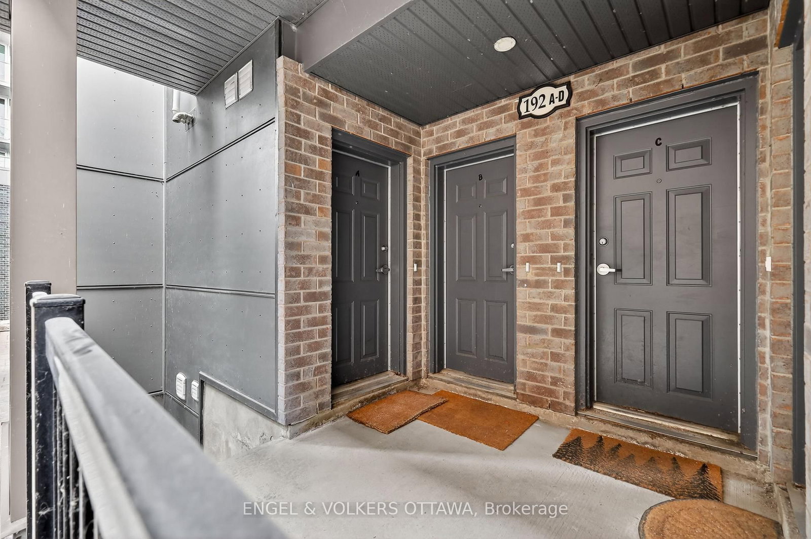 192 Forward Avenue, Unit A - Photo 30