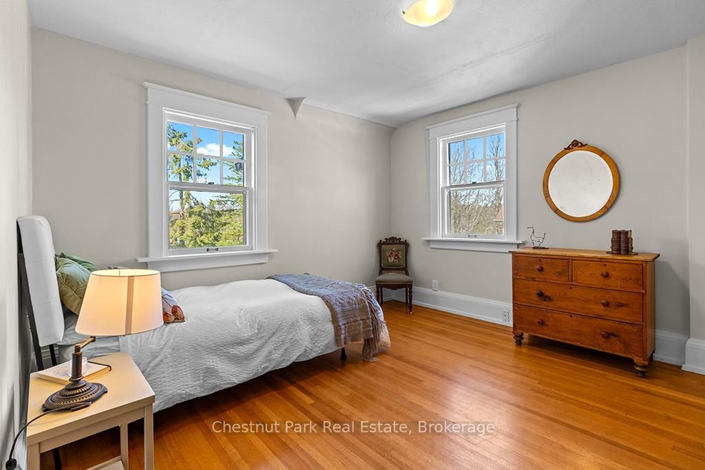 190 4th Street W • Owen Sound, ON photo 33