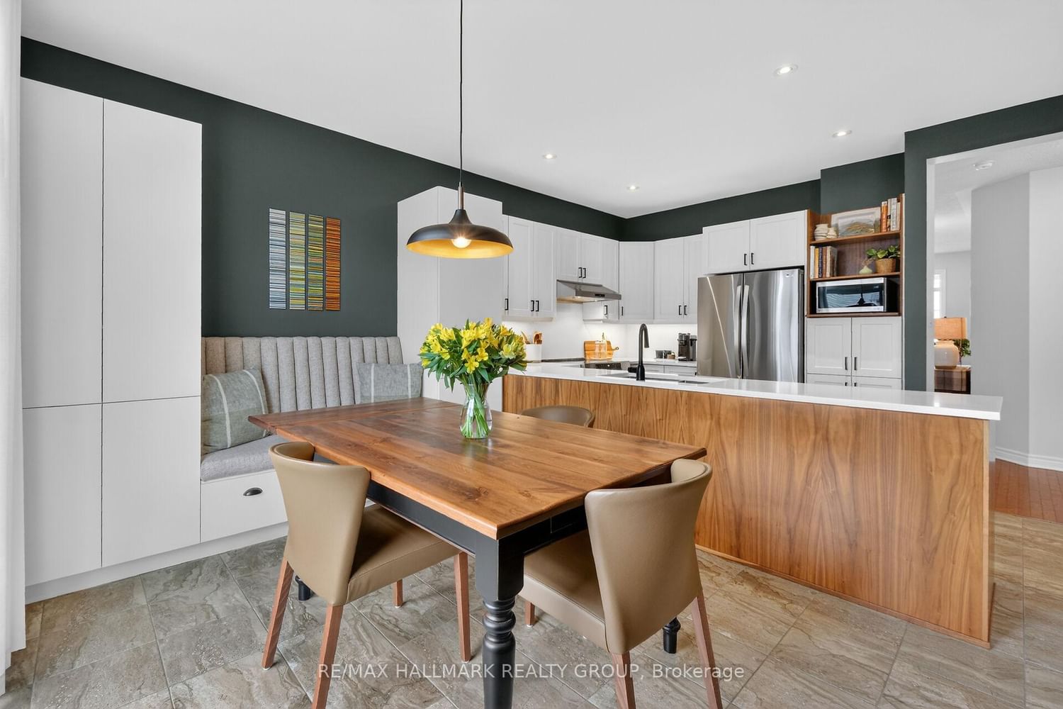 558 Genevriers Street - Photo 12