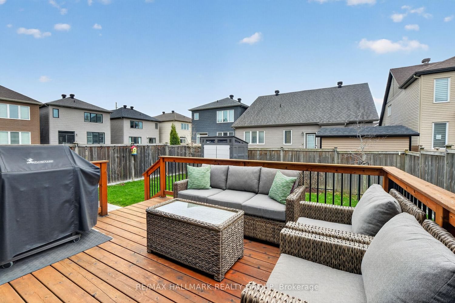 558 Genevriers Street - Photo 33