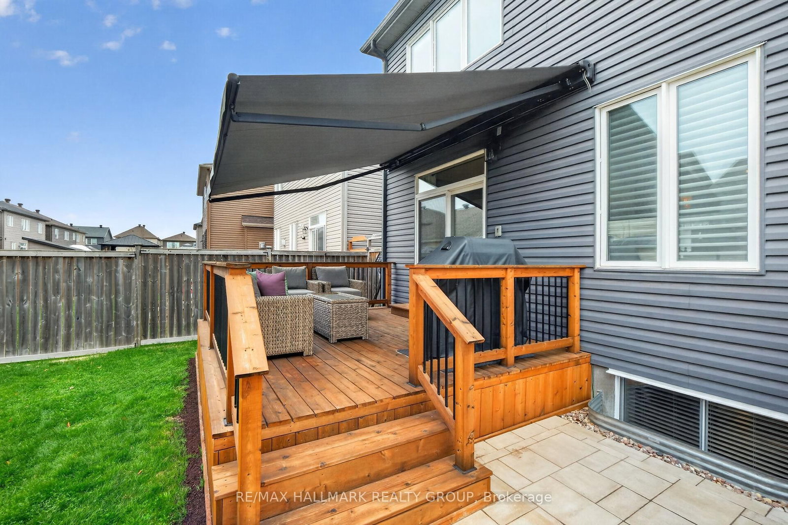 558 Genevriers Street - Photo 34