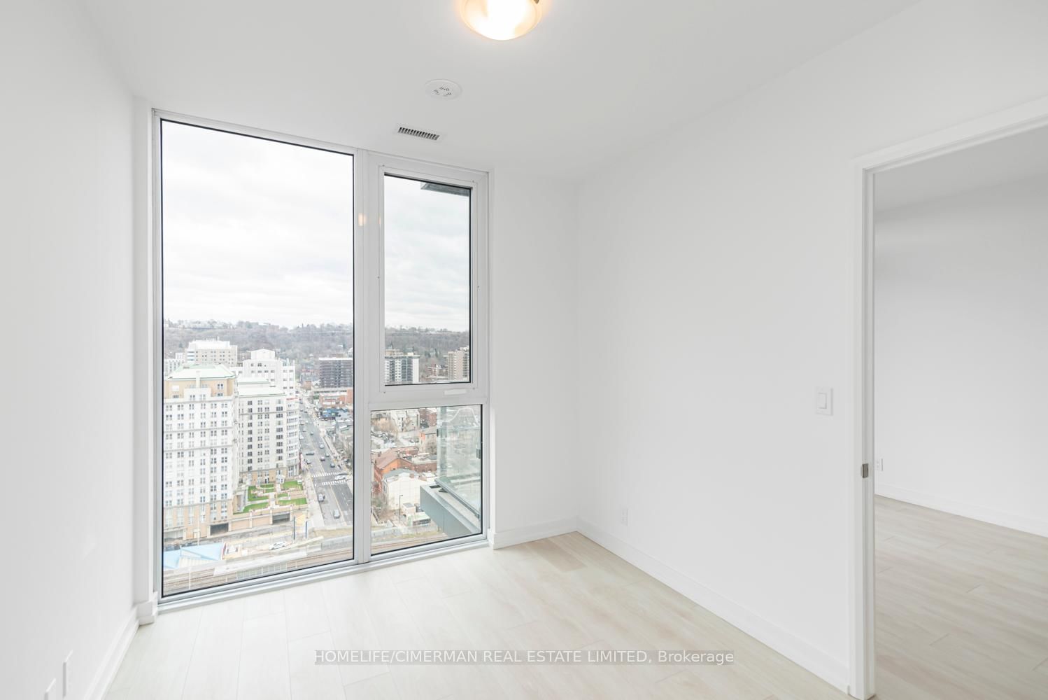 75 James Street S, Unit 2016 - Photo 21