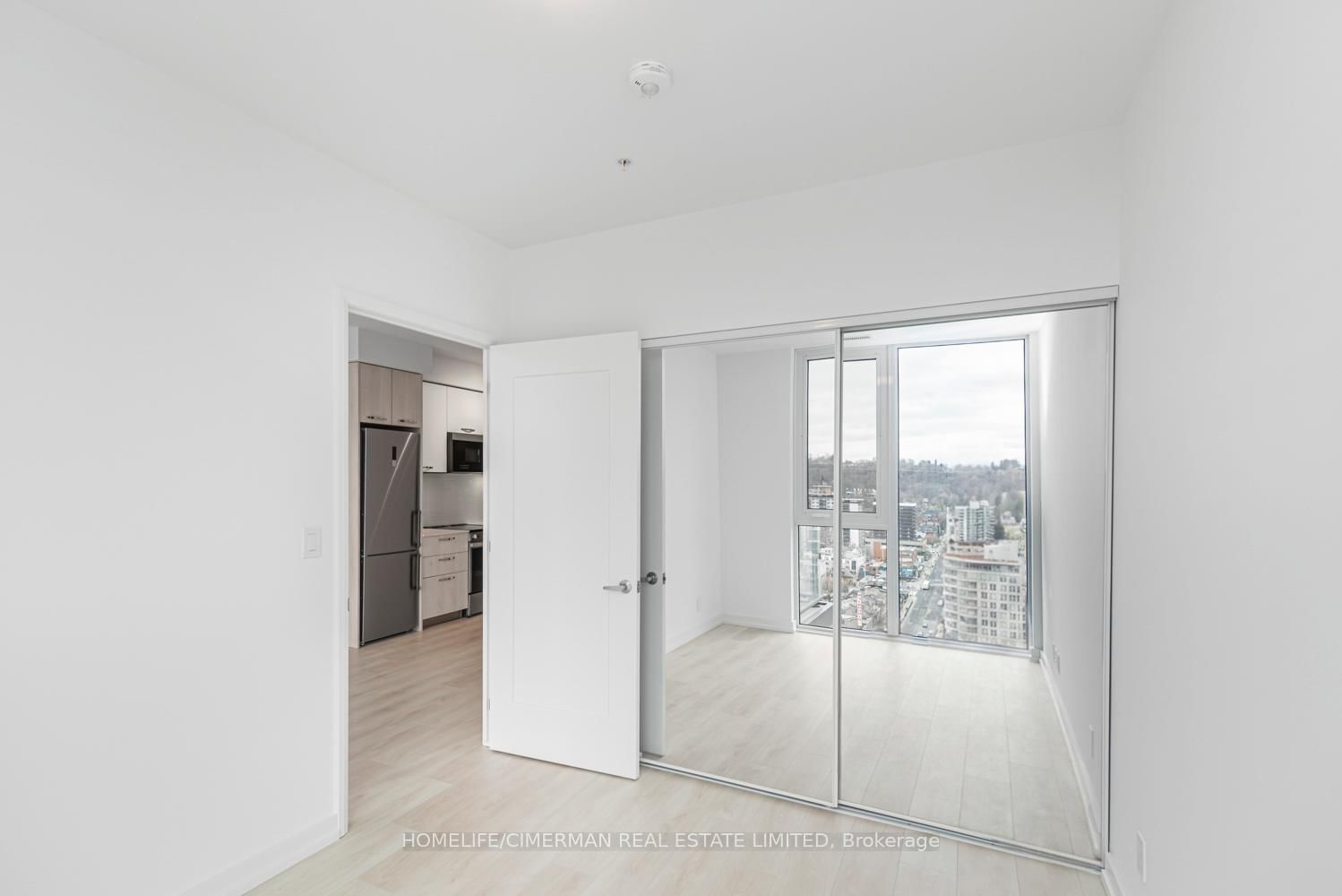 75 James Street S, Unit 2016 - Photo 23