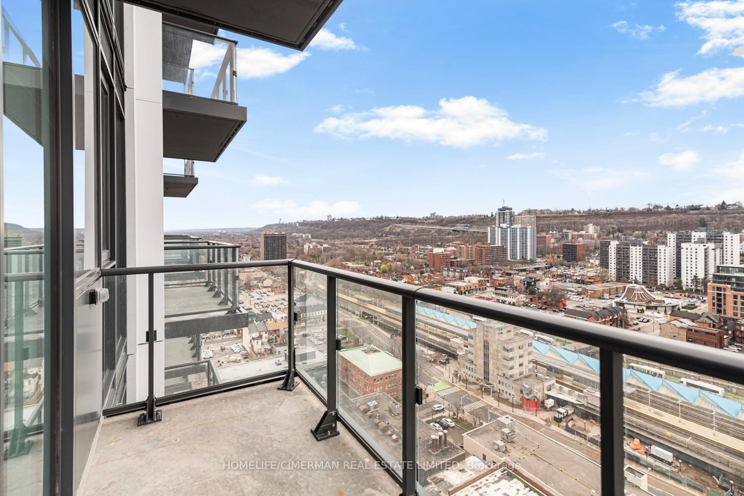 75 James Street S, Unit 2016 - Photo 31