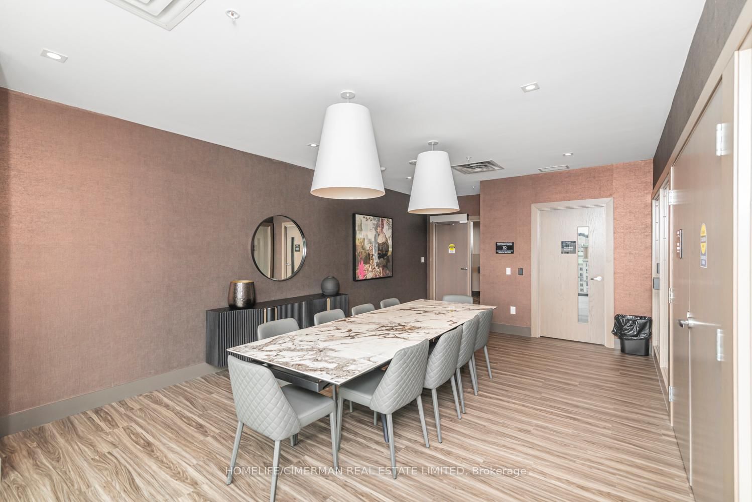 75 James Street S, Unit 2016 - Photo 38