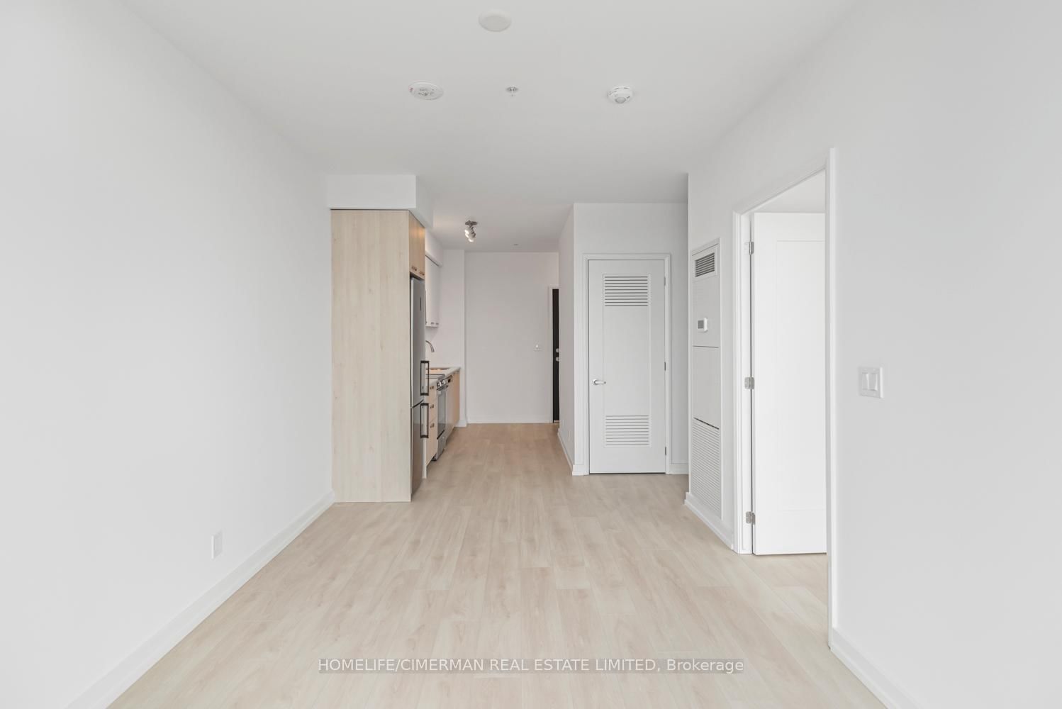 75 James Street S, Unit 2016 - Photo 6
