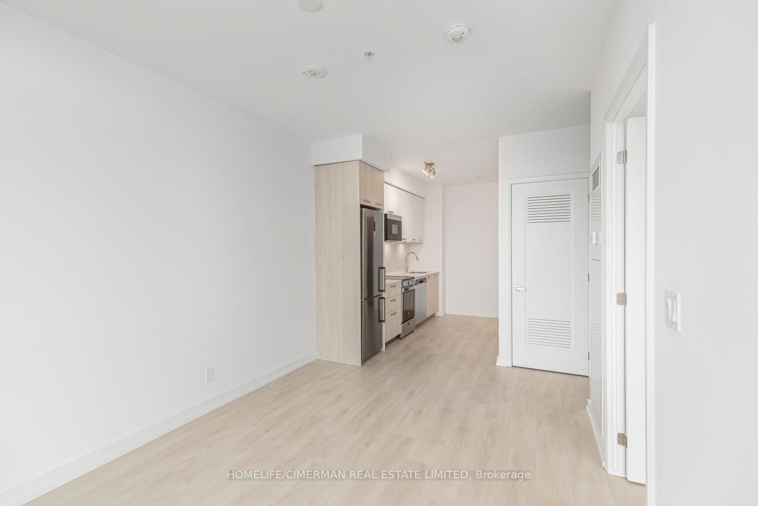 75 James Street S, Unit 2016 - Photo 8
