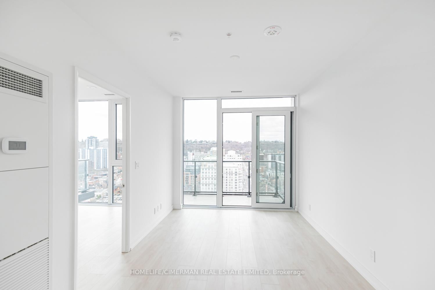 75 James Street S, Unit 2016 - Photo 9
