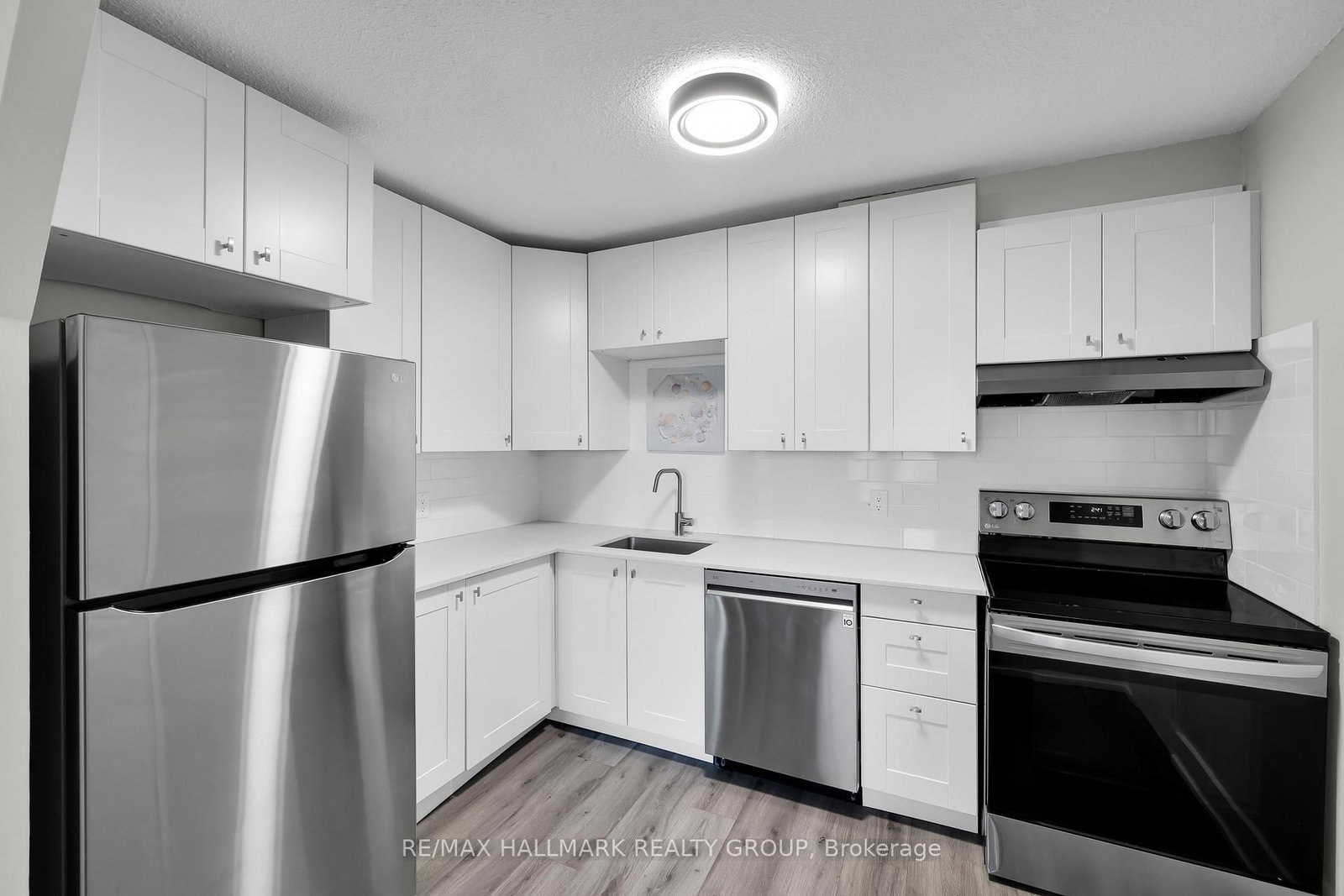 900 Dynes Road • #407 • Ottawa, ON photo 18