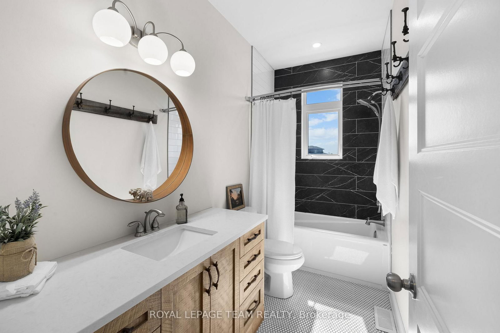 26 Synergy Way • Ottawa, ON photo 28