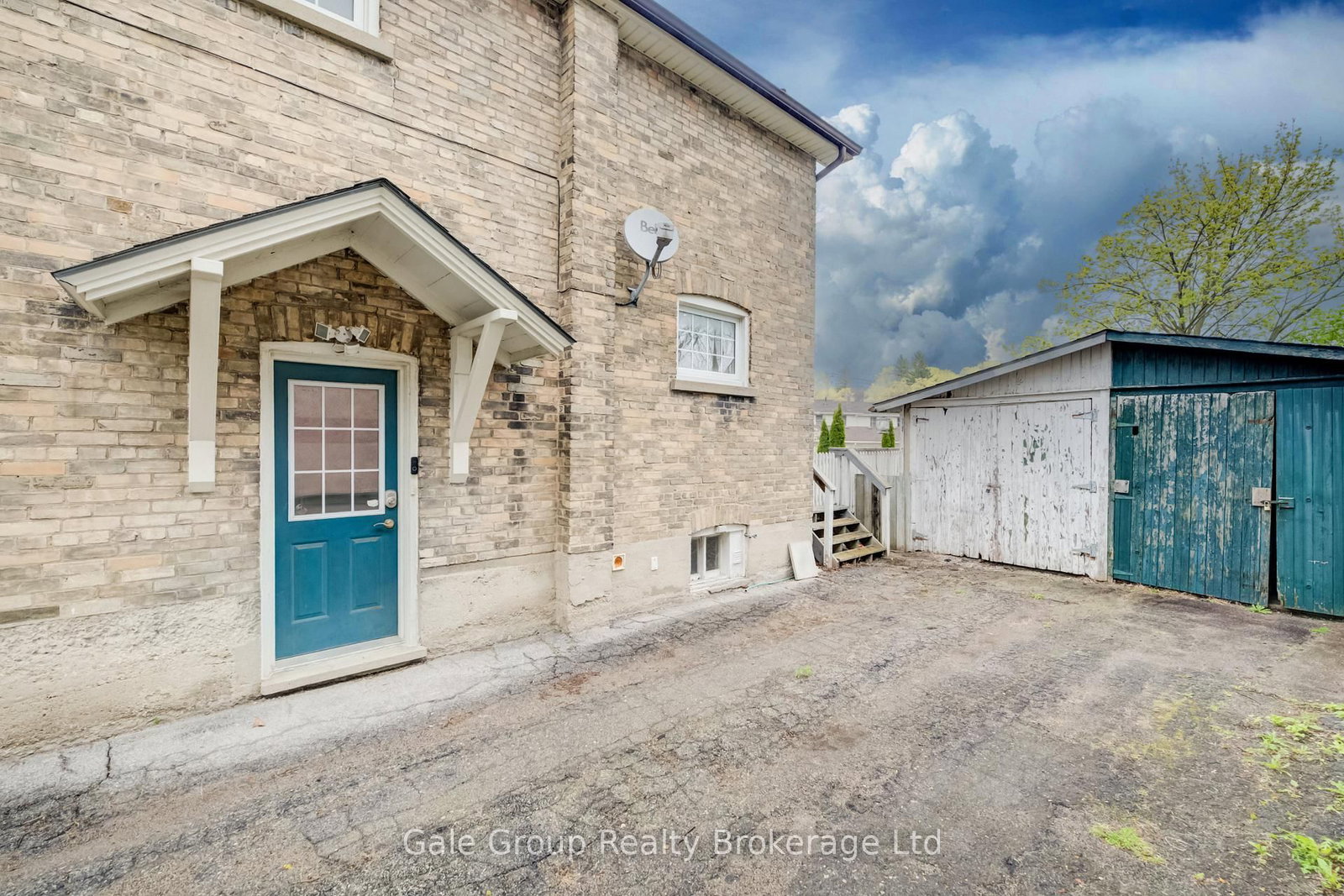 Listing Image 3