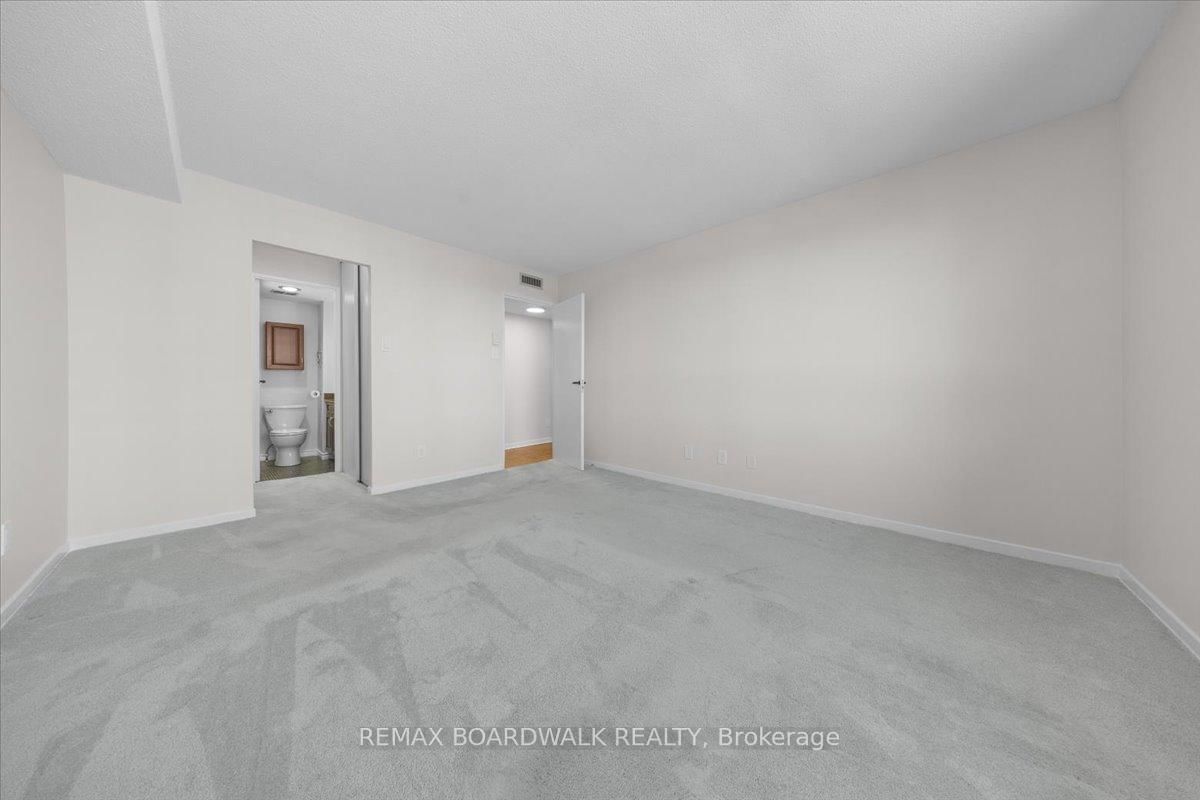 20 The Driveway Drive, Unit 702 - Photo 23