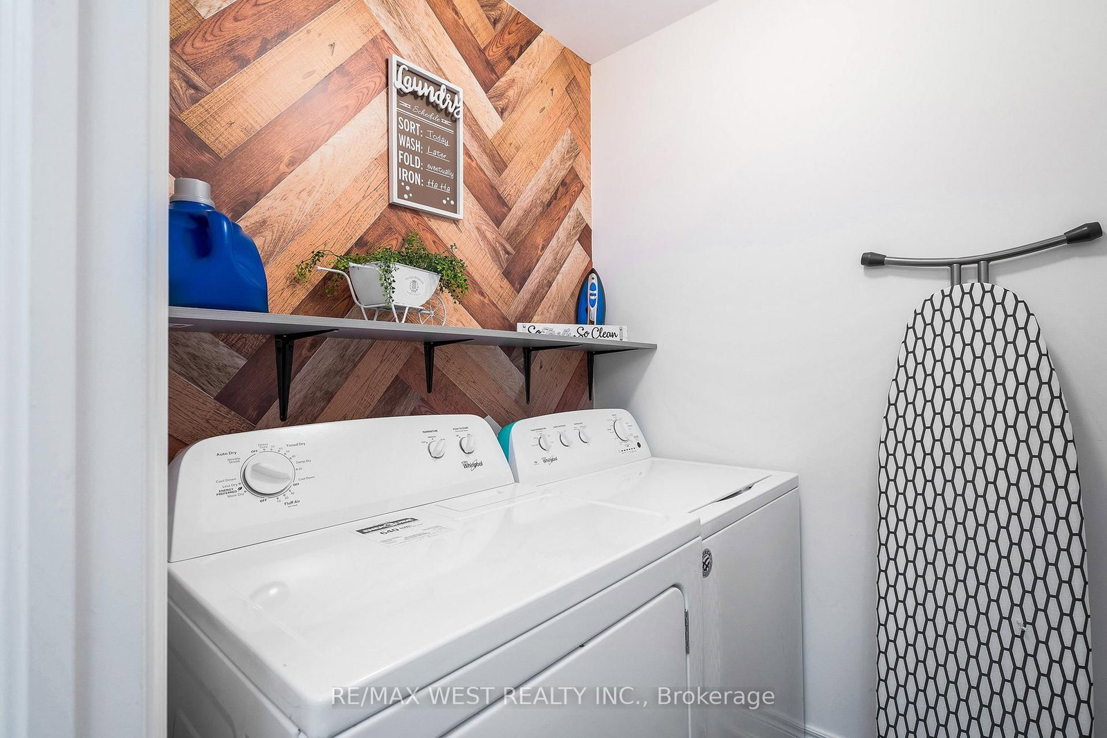 171 snowbridge Way, Unit 37 - Photo 15